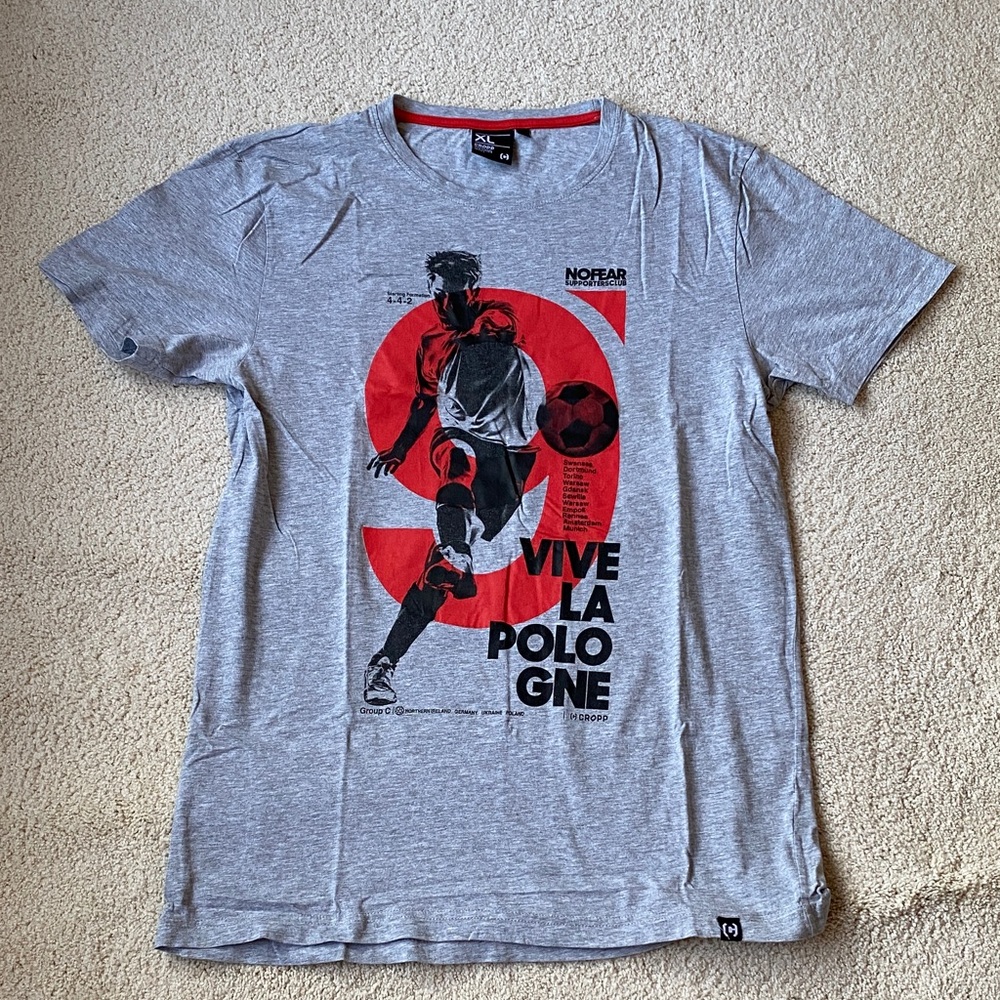 Gray Soccer Graphic Men's Tee